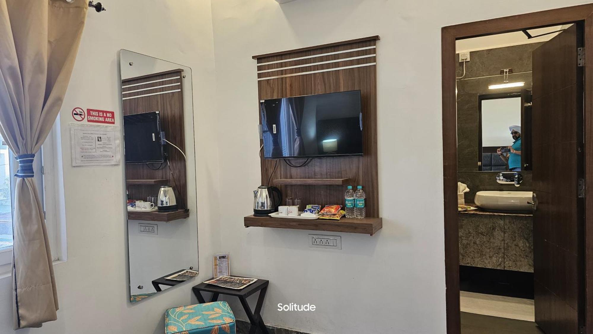 Haldwāni Solitude, The Boutique Hotel מראה חיצוני תמונה