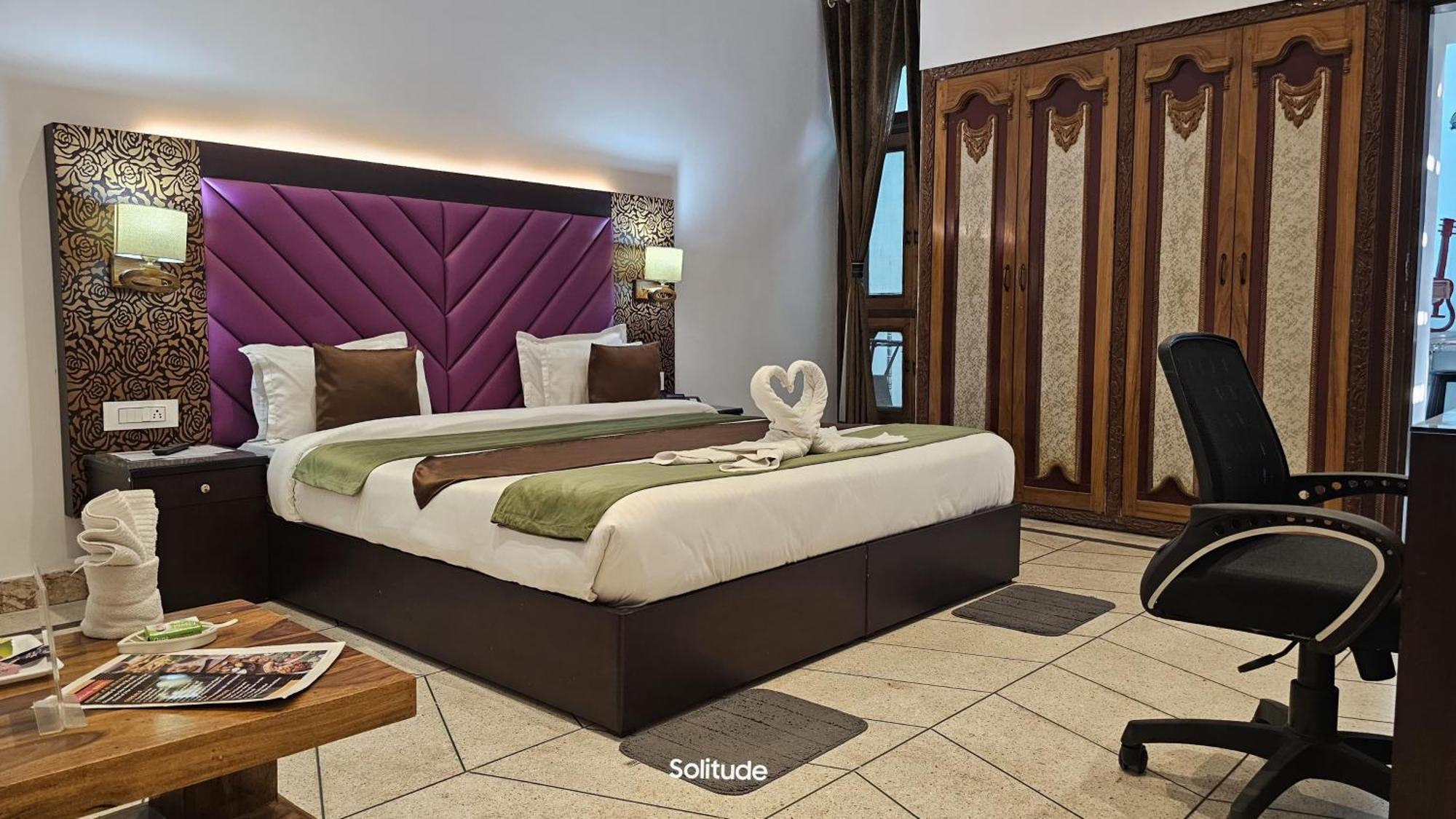 Haldwāni Solitude, The Boutique Hotel מראה חיצוני תמונה
